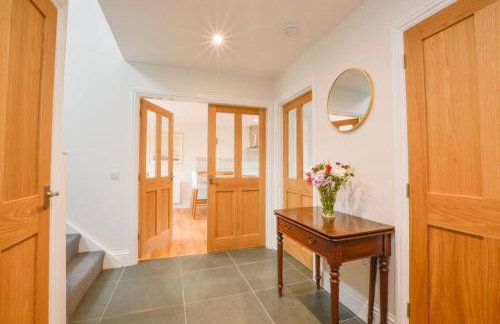 Blackmount House - Photo 13