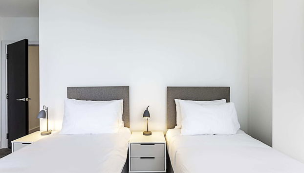 Icon Tower Flat One - North Acton - Photo 4, Room