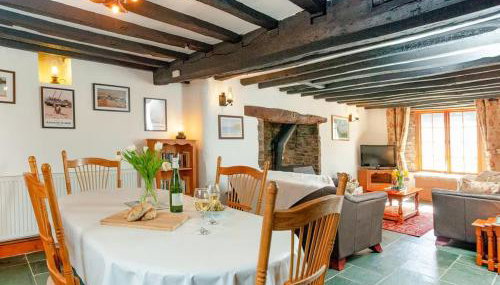 Hope Cottage - chocolate box thatch in Chittlehampton, North Devon - Foto 3