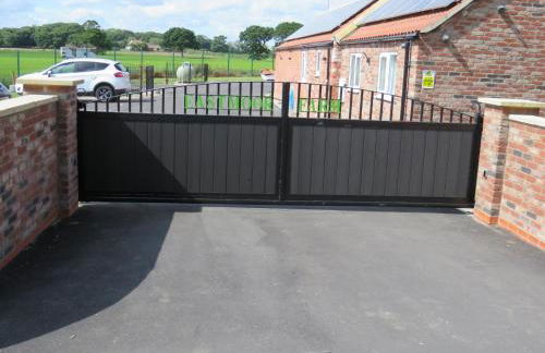The Feed Room At Eastmoor Farm Fully Renovated Fully Equipped 2 Bed Luxury Mews Cottage 1 Mile from the Beach - Foto 32