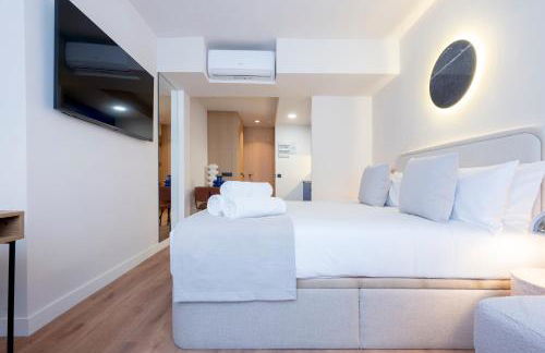 Iconic Suites - Photo 48