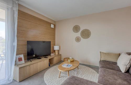 Les Lumières du Cinquième , 2 chambres , clim , wifi , Cap3000 à pied , parking - Foto 7