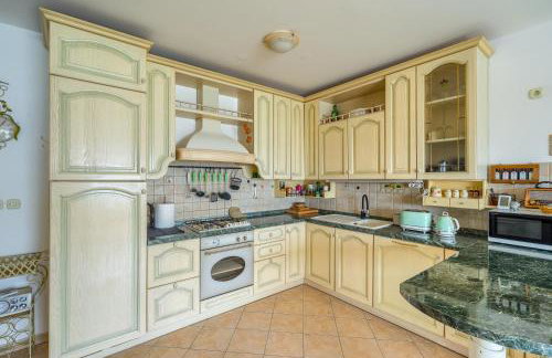 apartment with a magical view - Photo 51