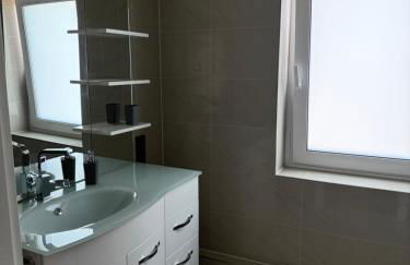 Stilvolles Retreat mit Loggia & 2 Schlafzimmern - Foto 17