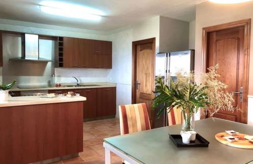 Precioso chalet en Santa Cruz con piscina - Foto 10