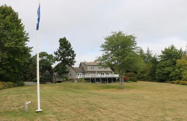 Cadillac Views - Photo 25