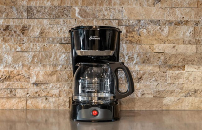 Modern DT Condo Balcony Parking Gym Hot Tub - Foto 5