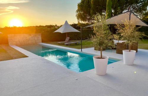 LASUITE Domaine Bertuli, heated Pool, Aircon - Foto 10