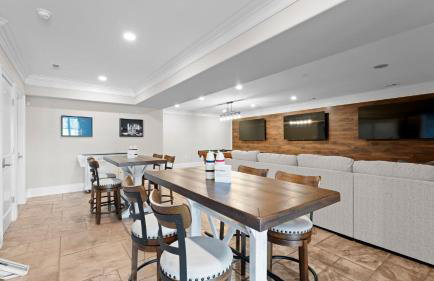 Sunset Pointe by Avantstay Waterfront, Beach, Fire Pit Sleeps 14 5bdr 4BA - Foto 80