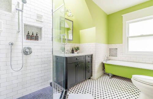 Charming Urban Retreat Elegant Home in Cap Hill - Foto 3