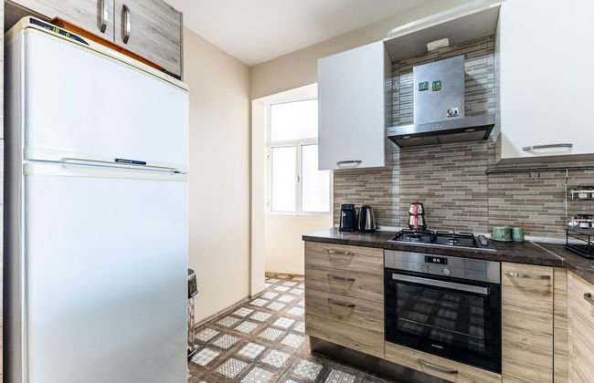 Spacious Flat w Balcony 3 min to Kadikoy Square - Foto 14