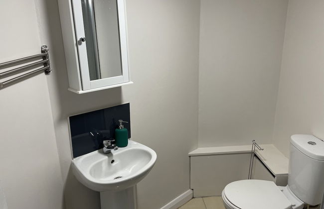 High Wycombe Apartments - Photo 9