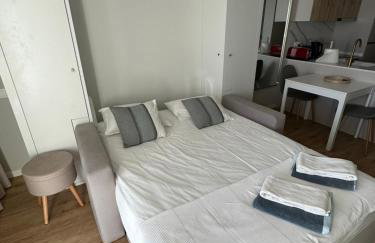 New Douro Tower 206 with shared pool and parking - Photo 1