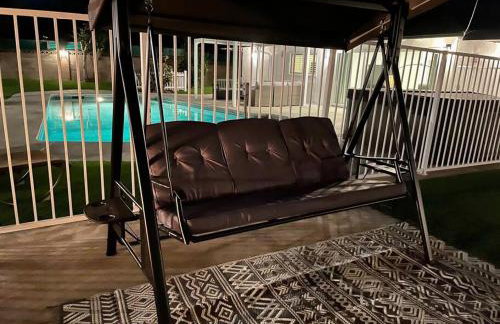 New cheerful villa, Pool, Spa, Mini Golf, Game room, Fire pit next to Disneyland - Foto 57