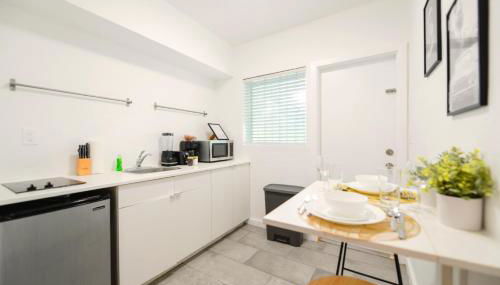 Coastal Studio Stay Near the Beach - Foto 2