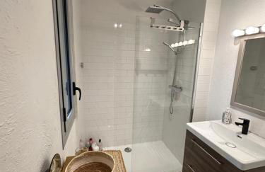 Saint Tropez centre parking et jardin privé inclus - Photo 26