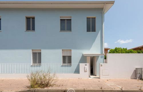 Sandy Retreat, Beachside Apartment with Terrace - Foto 44