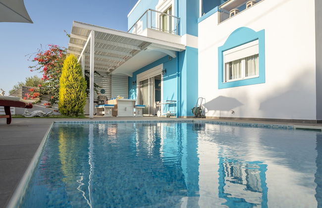 Seabreeze Villa - with Jacuzzi & heated pool - Photo 34