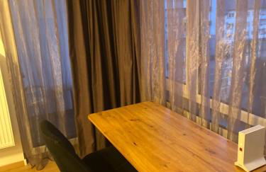 New komplett möblierte Wohnung-Zentral - Foto 8