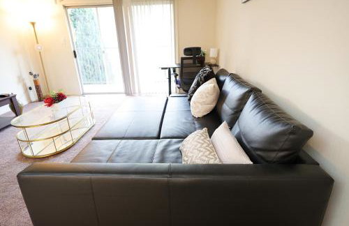 Peaceful Family Friendly 2BR 2BA Entire Apt Unit in Belmont Hill - Foto 37