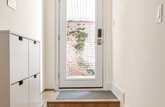 Entire 2-Story Garden Loft Apt with Parking, walk to Metro, Zoo, 2 mi from White House - Photo 10