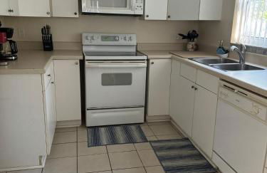 Relaxing 2 bedroom apartment near Downtown - Foto 14