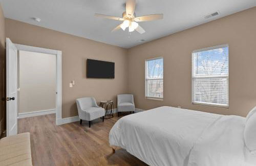 Bright Urban Comfort | JZ Vacation Rentals - Foto 33