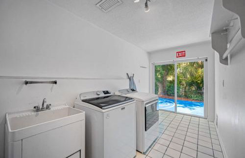 Pool Soccer Basketball Game Room Sleeps 20 - Foto 59