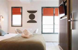 Appart'hôtel Le Corot - Accès Autonome - Saint-Junien Centre - Foto 33