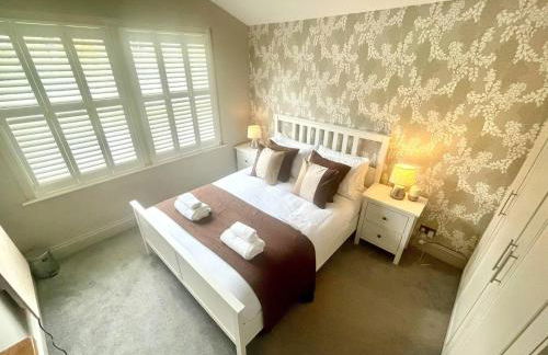 Luxury King-Bed EnSuite with Tranquil Garden Views - Foto 14
