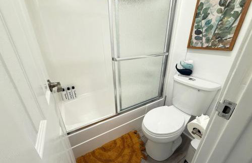 Oceanfront 2 BR w Pool & Parking 234 - Foto 14