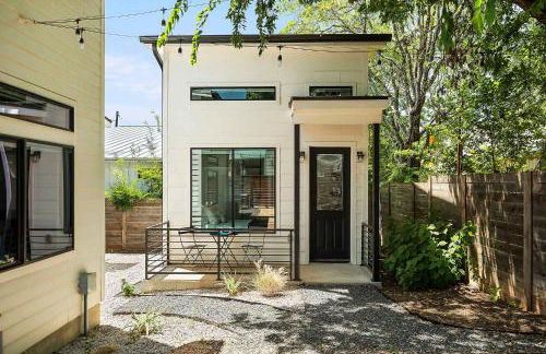 Modern Home with Casita - Balcony & Mins to DT ATX - Foto 23