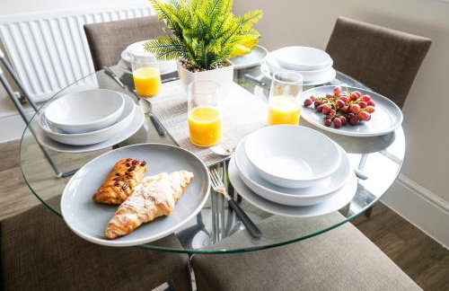 LUX Contractor & Family Haven - Parks x2, Sleeps 9 - Foto 57