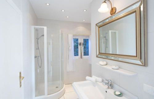 Kutscherhaus auf Burg Coraidelstein - Foto 9