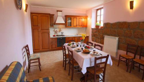 Romantic Farmhouse with Pool - Foto 3