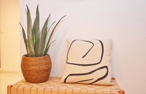 Potamos Superior Grey Apartment - Photo 4