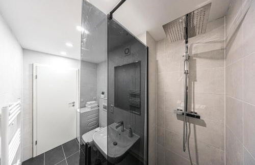 Design Apartment Leipzig Airport DHL Amazon Voll ausgestattet Free Parking - Foto 8