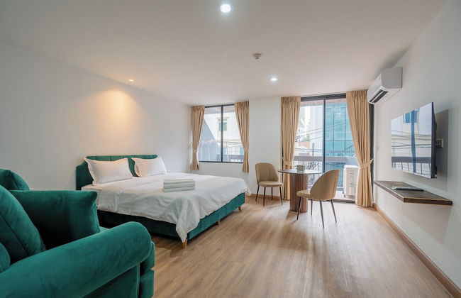 PSJ Penthouse - Photo 15