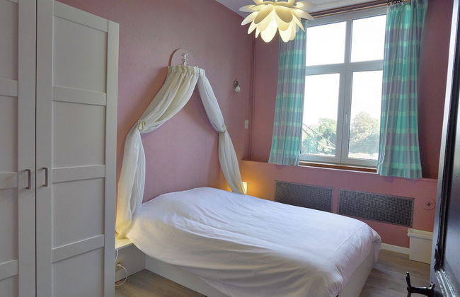 Spacious Holiday Home With Private Garden - Foto 10