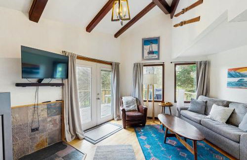 Girdwood Mountain House - Photo 2