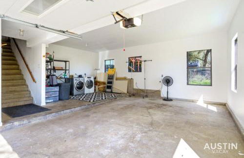 Modern Haven with King Suite and Impeccable Location - Foto 34