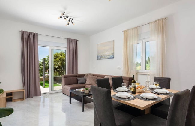 Contemporary Apartment With Terrace and Spacious Garden - Foto 10