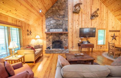 Blue Ridge Mountain Retreat - 30 acres to explore & VIEWS, Sleeps 15 - Foto 8