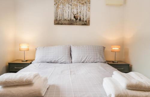 Coach House - Photo 21