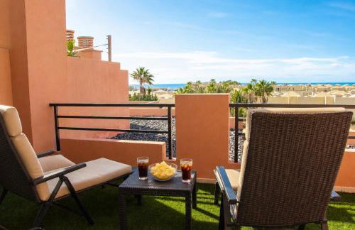 Sur Tenerife,ático con dos terraza,parquing y piscina - Photo 1