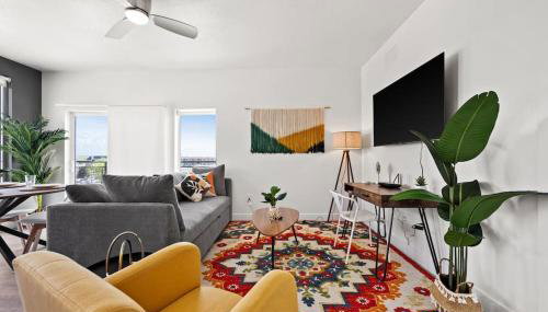 LUX 2 BD BOHO in heart of SLC - Foto 3