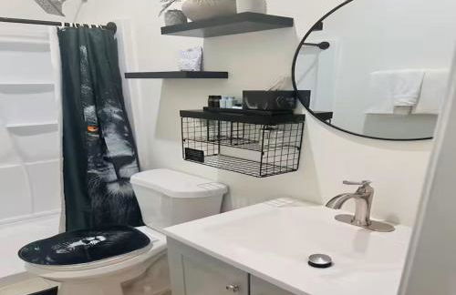 Charming Escape with Hot Tub & Fire Pit Winter Haven! - Foto 44