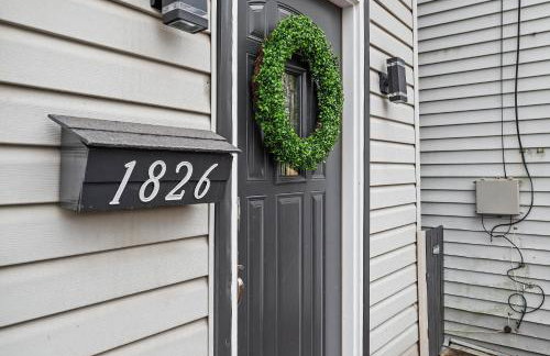 NFL Game-Day Base South Side near Acrisure - Foto 1