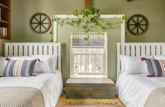 River Lodge by Avantstay 11 BR Historic Estate w/ Pool & Views of Hudson! - Foto 10