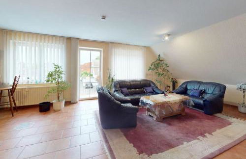 Großzügige Wohnung mit Küche - Foto 1